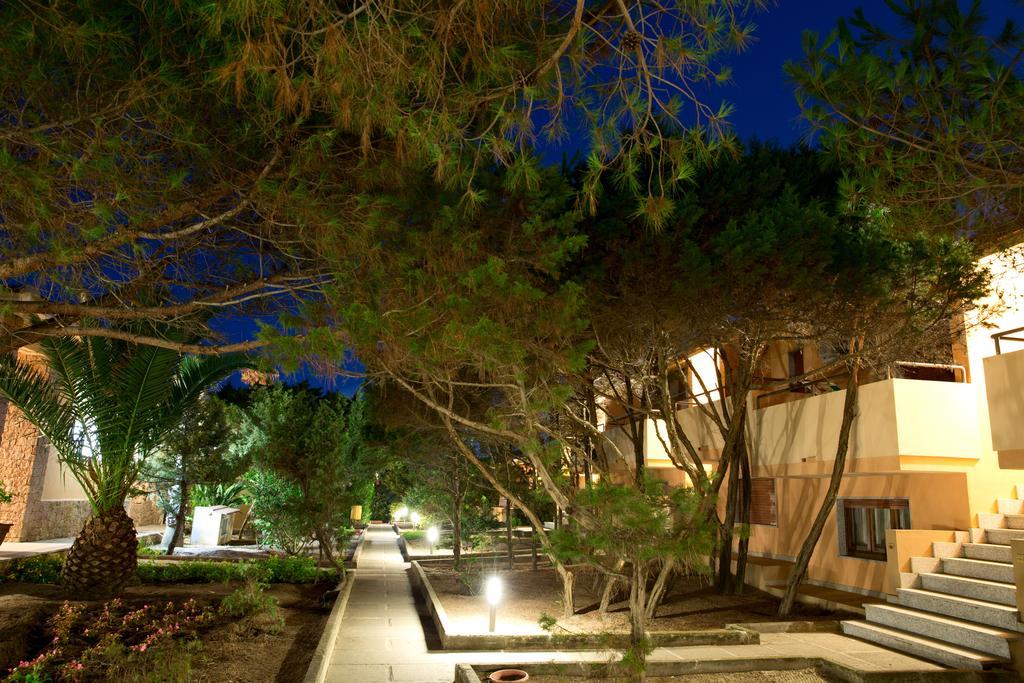 Club Hotel Residence Baiaverde Valledoria  Exterior photo