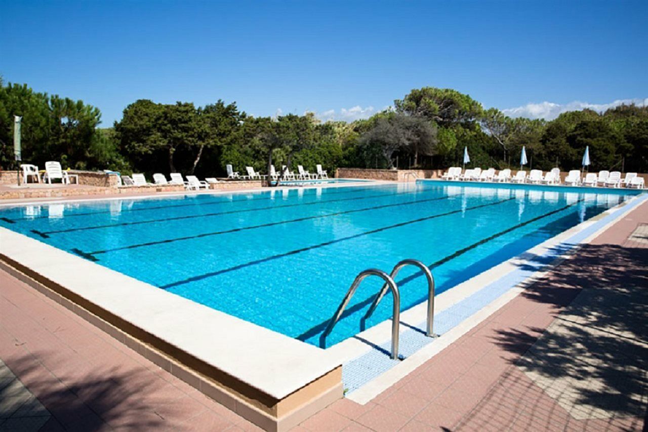 Club Hotel Residence Baiaverde Valledoria  Exterior photo